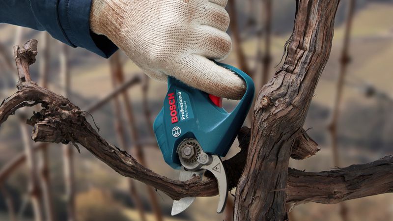 Bosch best sale cordless shears