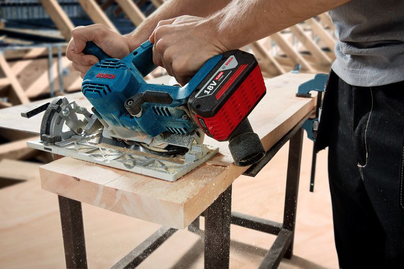 Brushless discount circular saw